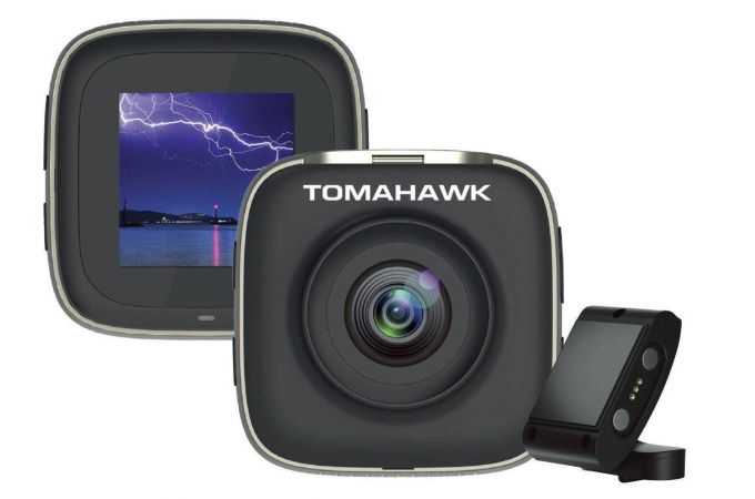 Автовидеорегистратор Tomahawk X1