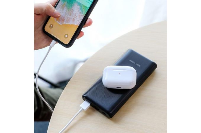 Универсальный дополнительный аккумулятор Power Bank BOROFONE BT31 + БЗ 10W (10000 mAh) (черный)