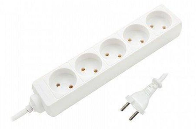Сетевой удлинитель СТАРТ S 5x3, 5 розеток, 3 метра 10A, 2.2 кВт, без заземления, без выключателя