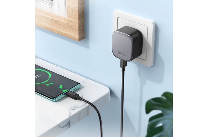 Сетевое зарядное устройство USB+USB-C + кабель Type-C-Type-C HOCO CS32A PD20W + QC3.0 (черный)