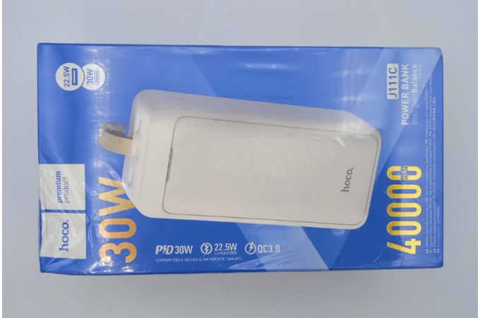 Универсальный дополнительный аккумулятор Power Bank HOCO J111С  30W (40000 mAh) (белый) (УЦЕНКА! МЯТАЯ УПАКОВКА)