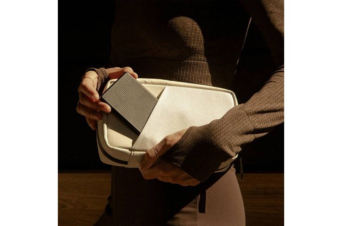 Универсальный дополнительный аккумулятор MagSafe 5000 мАh Native Union Active Power Bank( Черный)