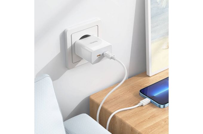 Сетевое зарядное устройство 2USB-C HOCO C108A PD 35W (белый)