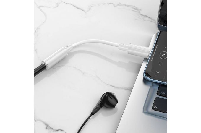 Адаптер для проводной гарнитуры c 3.5 мм на Type-C BOROFONE BV22 (белый)