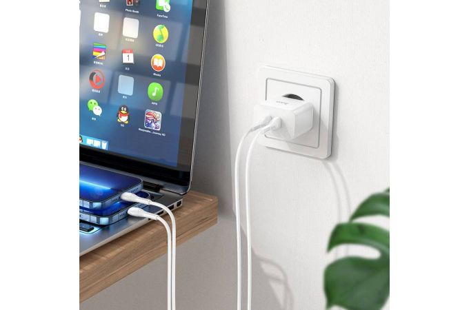 Сетевое зарядное устройство 2USB-С + кабель Lightning HOCO N29 Triumph PD35W (белый)