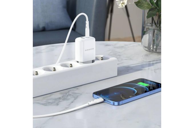 Сетевое зарядное устройство USB + USB-C BOROFONE BN4 Premium PD+ QC 3.0 (белый)