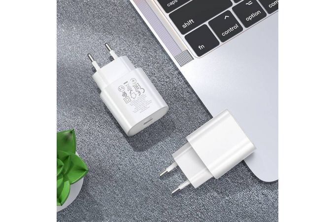 Сетевое зарядное устройство USB-C HOCO N22 Jettat PD 25W+QC3.0 (белый)