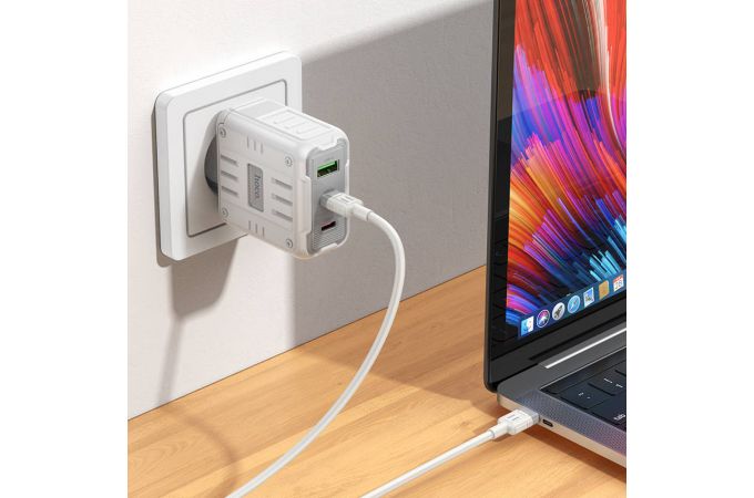 Сетевое зарядное устройство USB + 2USB-C + кабель Type-C HOCO C139A Rock PD65W+ QC 3.0 (белый)