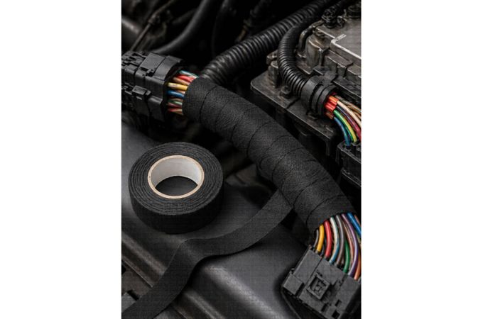 Изолента Помощник PM-INR16 для автопроводки тканевая (19мм х 15М) (3 штуки\упак)