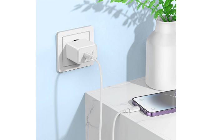 Сетевое зарядное устройство USB-C + кабель Lightning - Type-C HOCO CS13A charger PD20W  (черный)