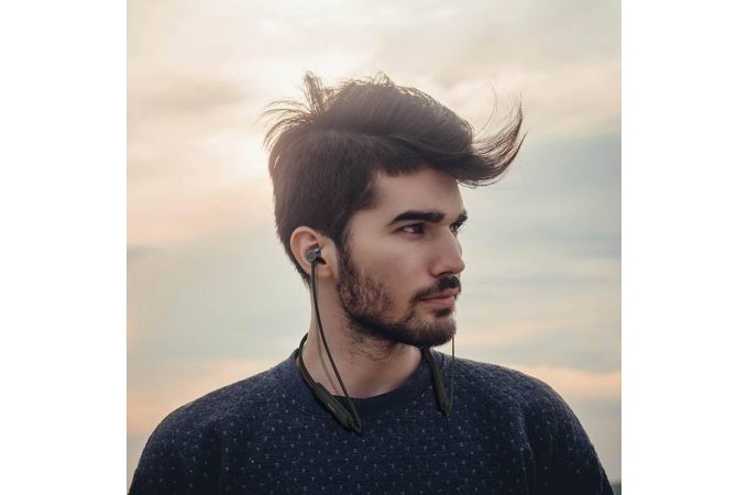 Наушники вакуумные беспроводные HOCO ES29 Graceful sports wireless headset Bluetooth (черный)