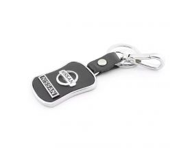 Брелок для ключей с маркой авто Nissan