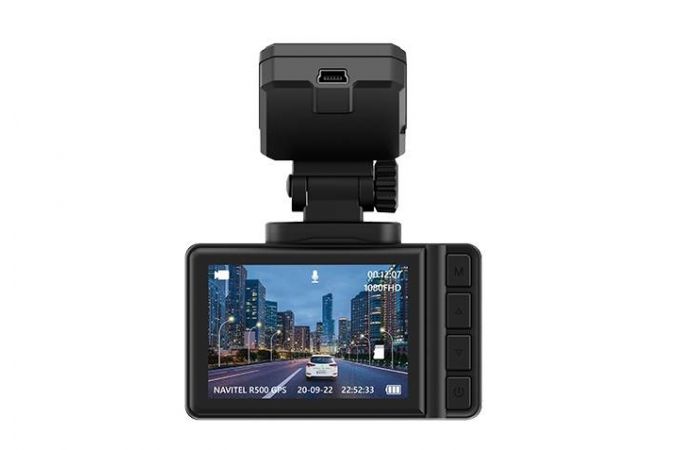 Видеорегистратор Navitel R500 GPS 1920х1080,130°,2.4",night vision,магнит,база камер