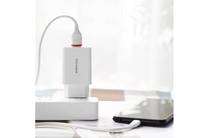 Сетевое зарядное устройство USB BOROFONE BA21A Long journey single port QC3.0 18W  3000 mAh (белый)