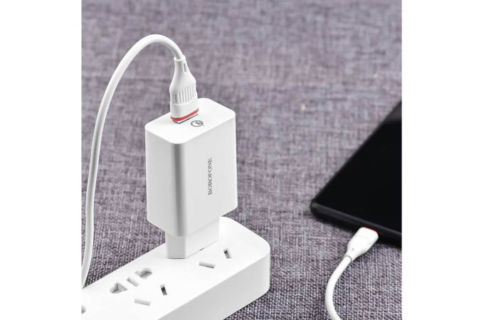 Сетевое зарядное устройство USB BOROFONE BA21A Long journey single port QC3.0 18W  3000 mAh (белый)