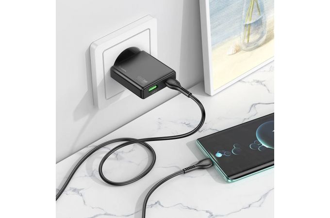 Сетевое зарядное устройство USB + USB-C HOCO N38 PD20W+ QC3.0 (черный)