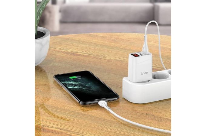 Сетевое зарядное устройство 2USB HOCO C86A Illustrious 2400mAh (белый)