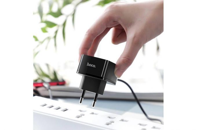Сетевое зарядное устройство USB + кабель MicroUSB HOCO C70A Cutting-edge QC3.0 2400mAh (черный)