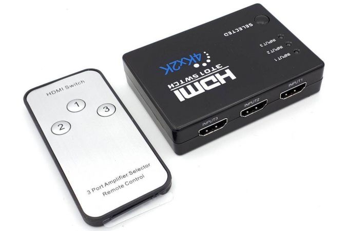 Переключатель 3 HDMI - HDMI (мама - мама) UltraHD 4K с пультом