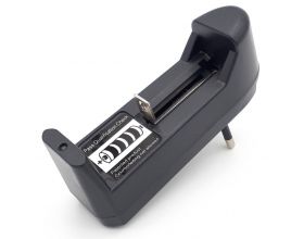 Зарядное устройство для аккумуляторов 1 х 18650 (012649)