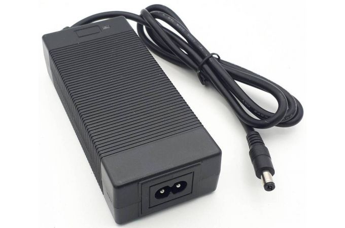 Адаптер питания для электросамокатов для Li-Ion батарей (12.60V 5.0A 5.5*2.1)