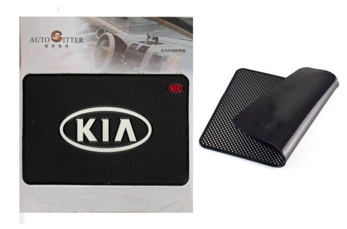Коврик на панель с маркой авто KIA (20х13 см)