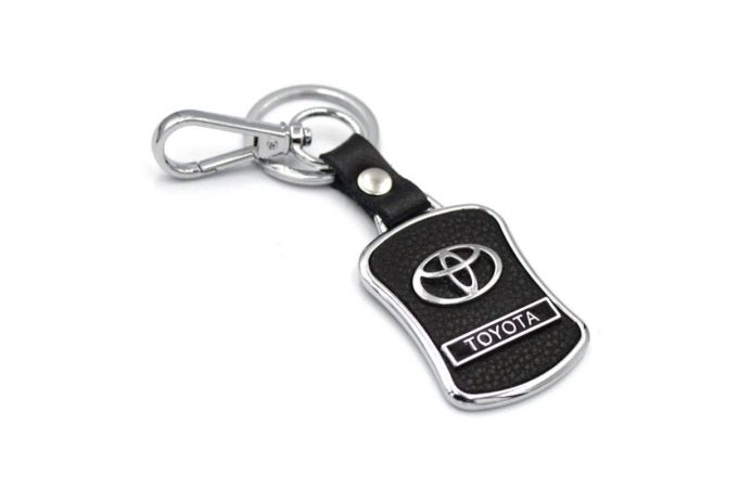 Брелок для ключей с маркой авто Toyota