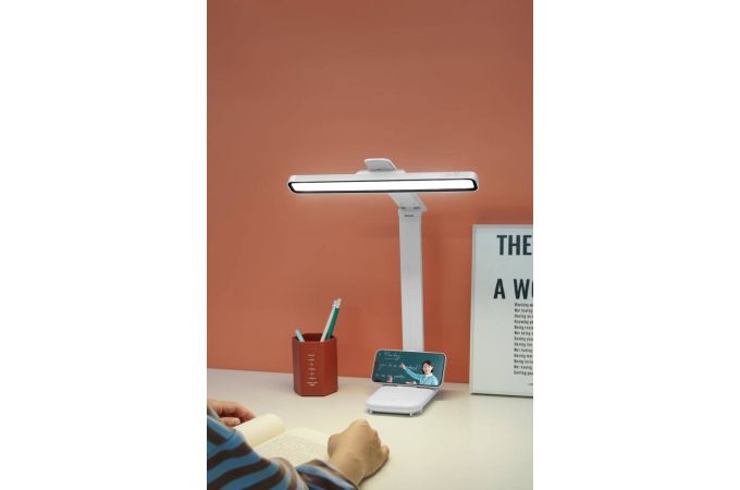 Лампа настольная XO OZ07 Desktop/Stand Multi-scene Use Tri-colour Multi-Speed Desk Lamp (with Remote Control) 1200mAh (белый)