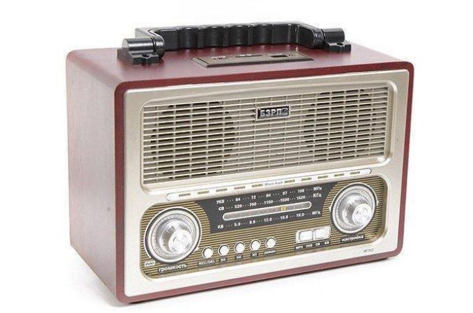 Радиоприемник Сигнал РП-312 УКВ 64-108МГц, бат.4*R20,220V,акб 1400mA/h,BT/USB