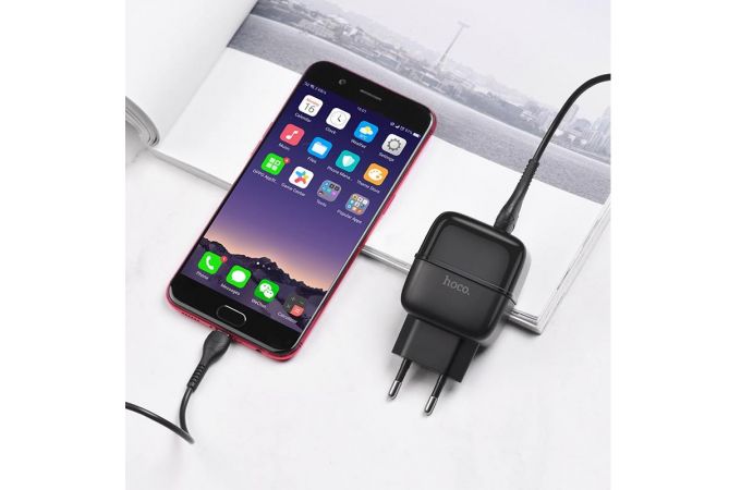 Сетевое зарядное устройство 2USB + кабель Lightning HOCO C77A Highway 2400mAh (черный)