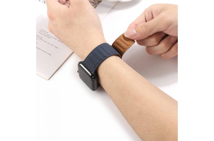 Ремешок для Apple Watch HOCO WA21 Flexible series second-generation chain magnetic silicone strap (42/44/45/49 мм) красный