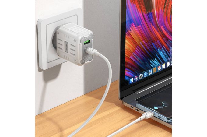 Сетевое зарядное устройство USB+USB-C + кабель Type-C-Type-C HOCO C136A Rock PD45W+QC3.0 (белый)