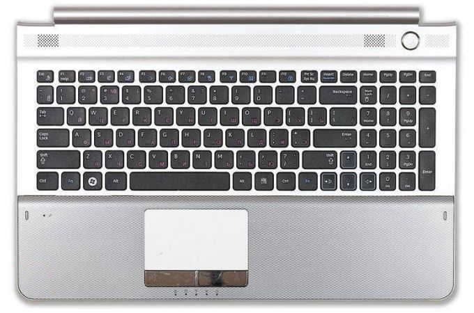 Клавиатура для ноутбука Samsung RC520 топ-панель серебристая