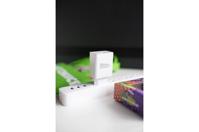 Сетевое зарядное устройство USB More choice NC52QC 3.0A QC3.0 быстрая зарядка (White)