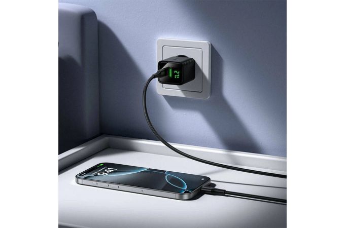 Сетевое зарядное устройство USB + USB-C HOCO CS84A Excellent PD30W+QC3.0 charger with digital display (черное)