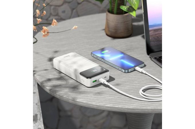 Универсальный дополнительный аккумулятор Power Bank HOCO J102A PD20W + QC3.0 (20000 mAh) (белый)