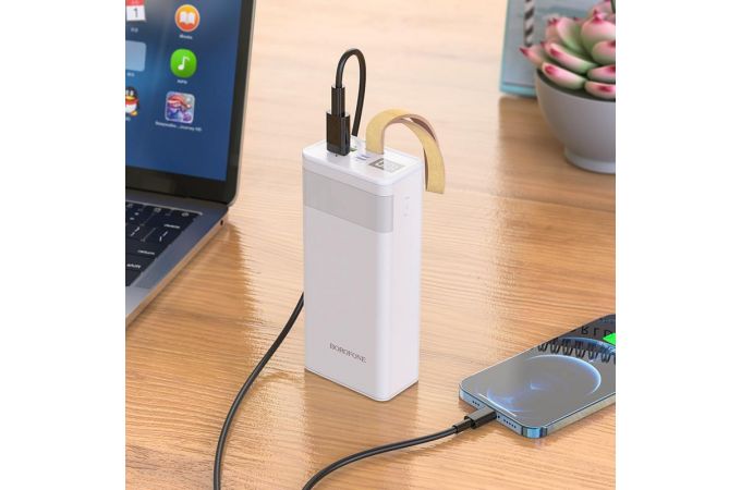 Универсальный дополнительный аккумулятор Power Bank BOROFONE BJ18A Coolmy digital display (30000 mAh) (белый)