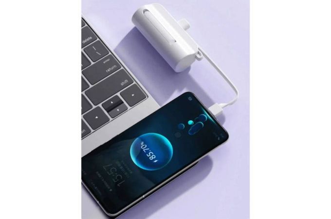 Универсальный дополнительный аккумулятор Power Bank XO PB304 5000 mAh mini light display with bracket/self-contained cable (TYPE-C) 3300mAh (Белый) (У
